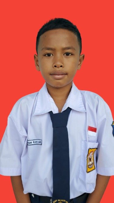 ILHAM RAIS LUBIS